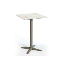 alt= Mesa Arket Porcelana